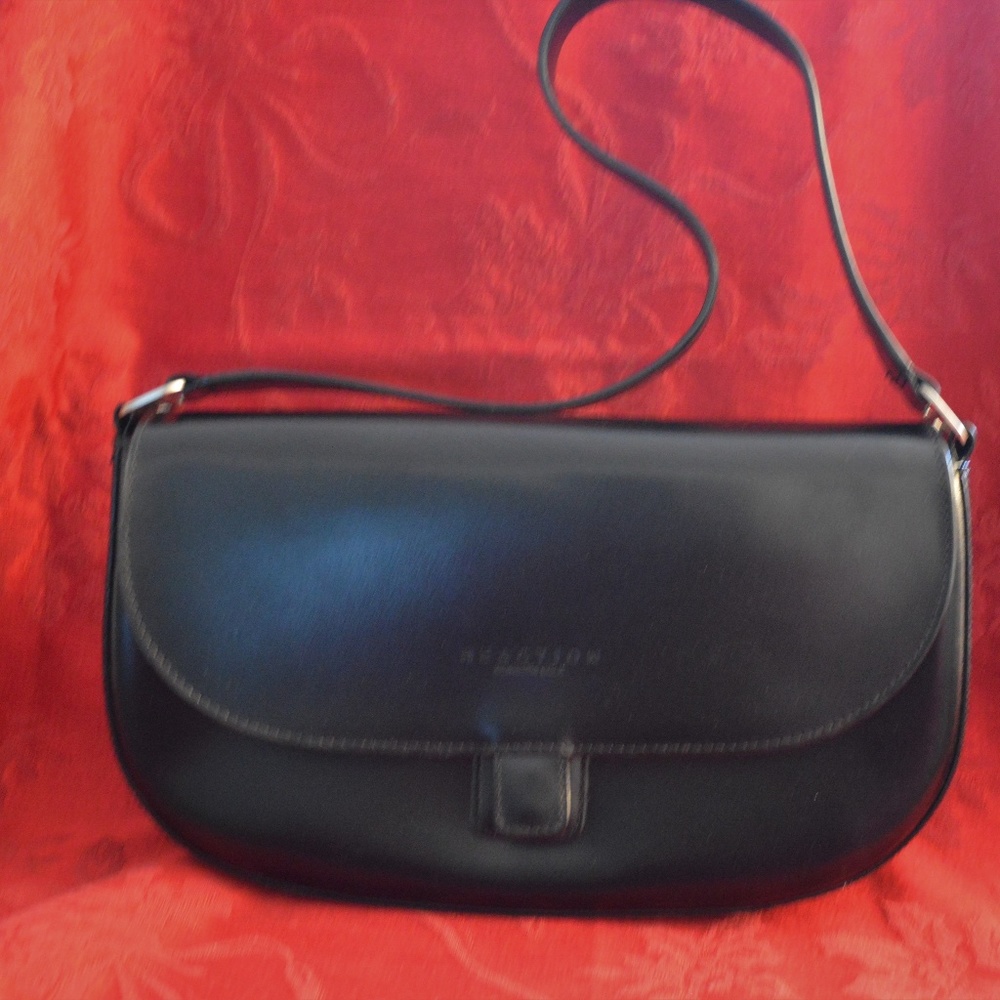 Kenneth Cole Black Hobo